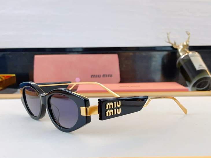 Picture of Miu Miu Sunglasses _SKUfw80914990fw